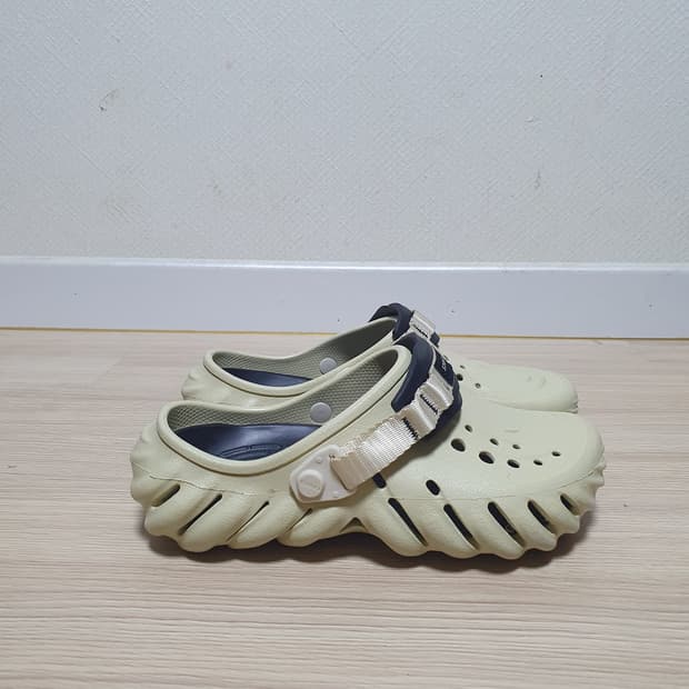크록스 에코클로그 샌들 슬리퍼 240
