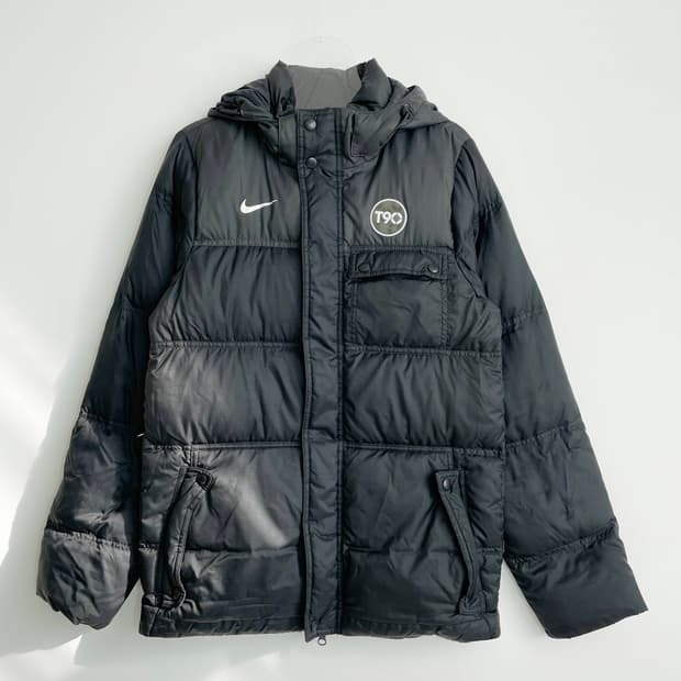 D2 나이키 T90 블랙 패딩 점퍼 S사이즈