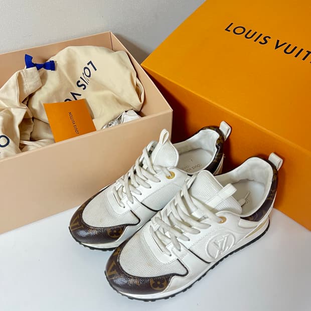 루이비통 런어웨이 스니커즈 37