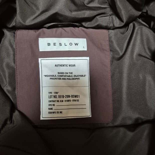 비슬로우 OVERSIZED M65 HOOD SHORT DOWN PARKA