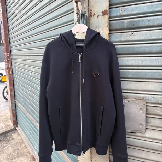 엠포리오 알마니 폰테 디 로마 후디드 집업 스웻셔츠