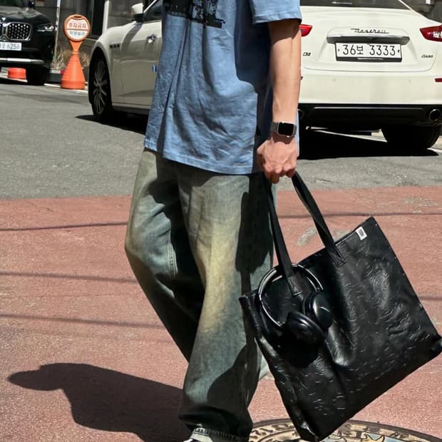 베이프 가방 가죽 숄더백 토트백 새상품 정품