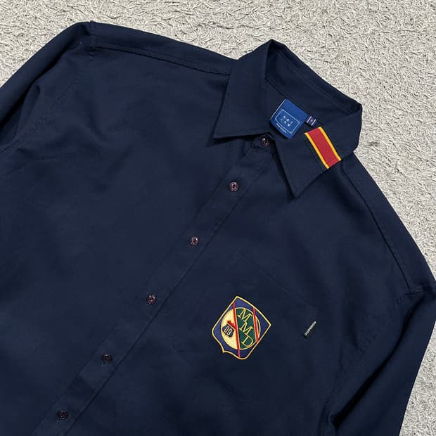 [100] 로맨틱크라운셔츠