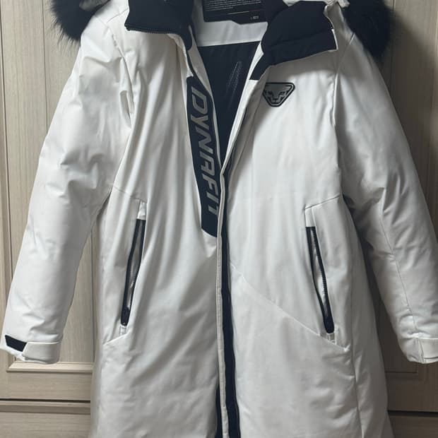 다이나핏 롱패딩 화이트 L