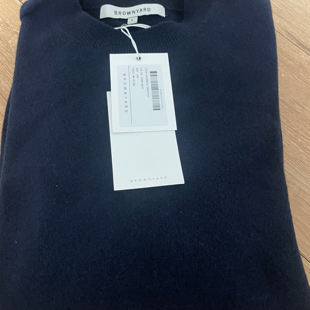 브라운야드 크루넥니트 