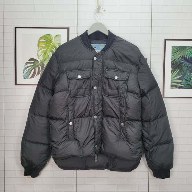 디스퀘어드 콤마이너 스틸로고 덕다운 숏 패딩 48사이즈