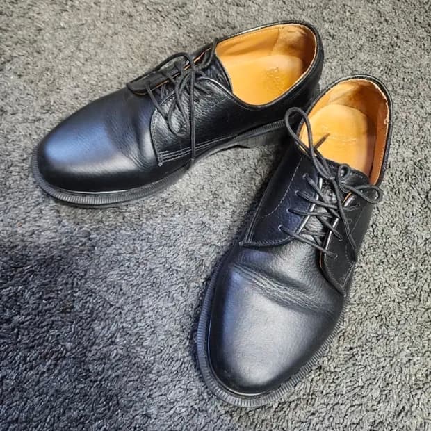 닥터마틴 블랙 더비 옥타비우스 uk7 260사이즈