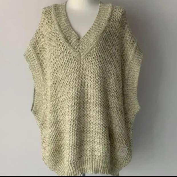 남녀공용 SATUR 니트 베스트 free