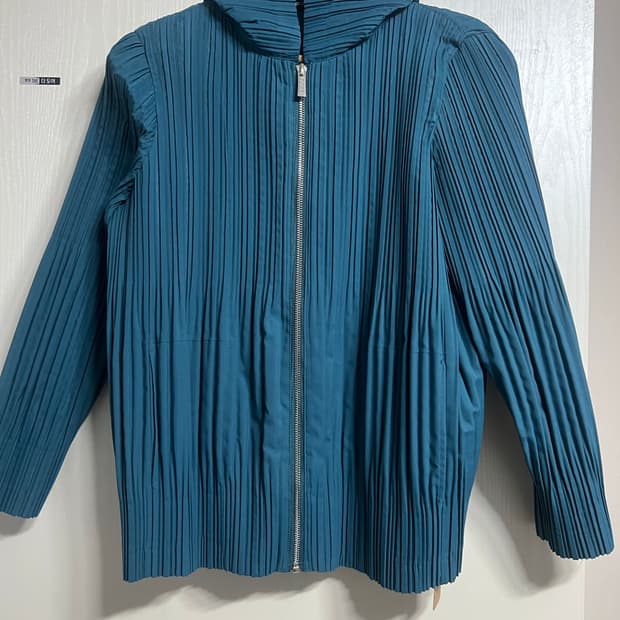 요이후(YOIOHEU) 플리츠 후드 집업 자켓  프리사이즈