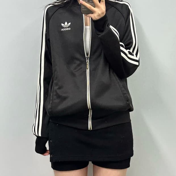 아디다스 유로파 블랙 트랙 져지