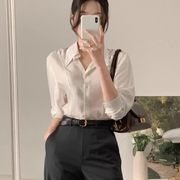 [새상품] 사색 빅카라 블라우스