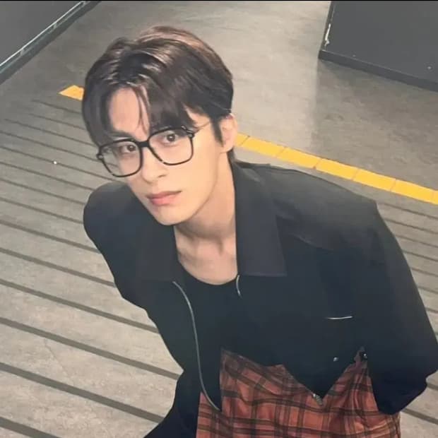 DPEW 구교환 빅프레임 뿔테 기리보이 안경 선글라스