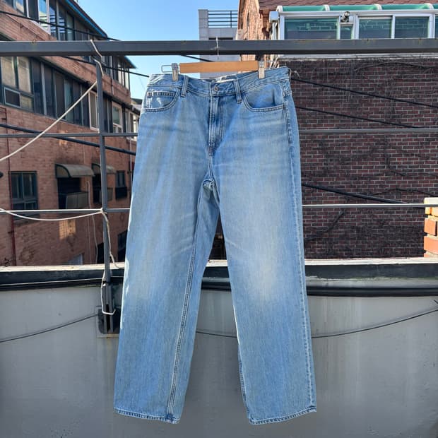 유니클로 JWA 스트레이트 진