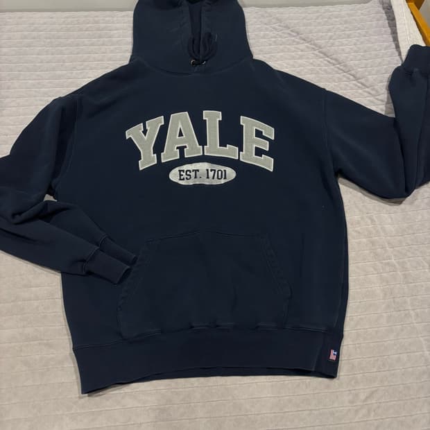 예일 후드티