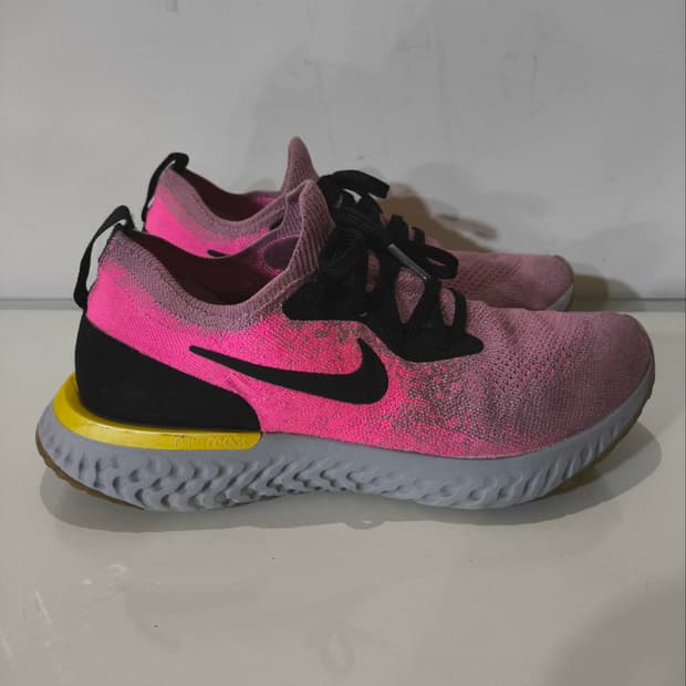 260mm 나이키 에픽 리액트 플라이니트 런닝화 