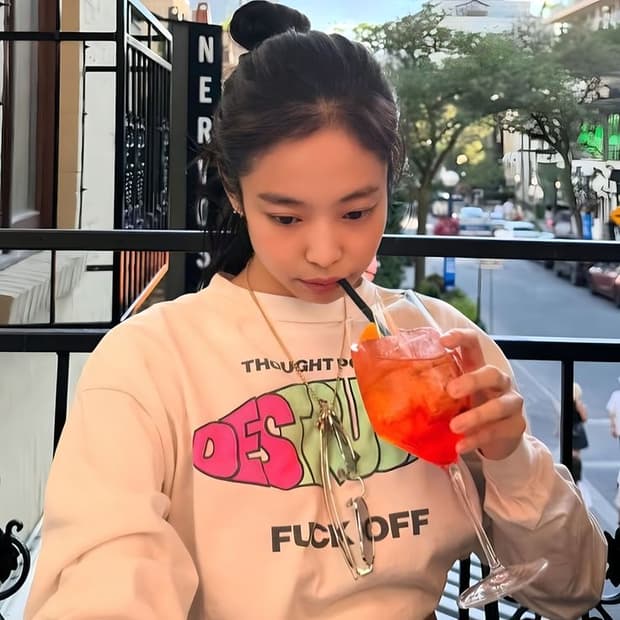 세인트 미카엘(세인트 마이클,생 미카엘) 슬리브 맨투맨