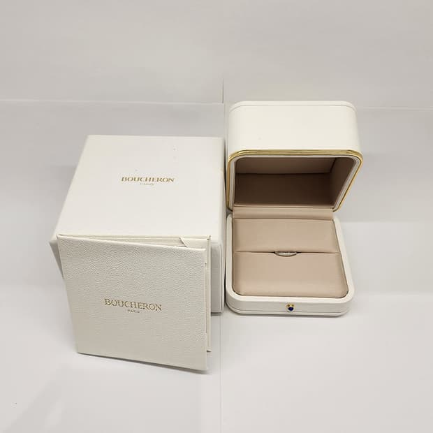 부쉐론 JAL0118147 화이트골드 에퓨어 스몰 다이아 웨딩 링 47호