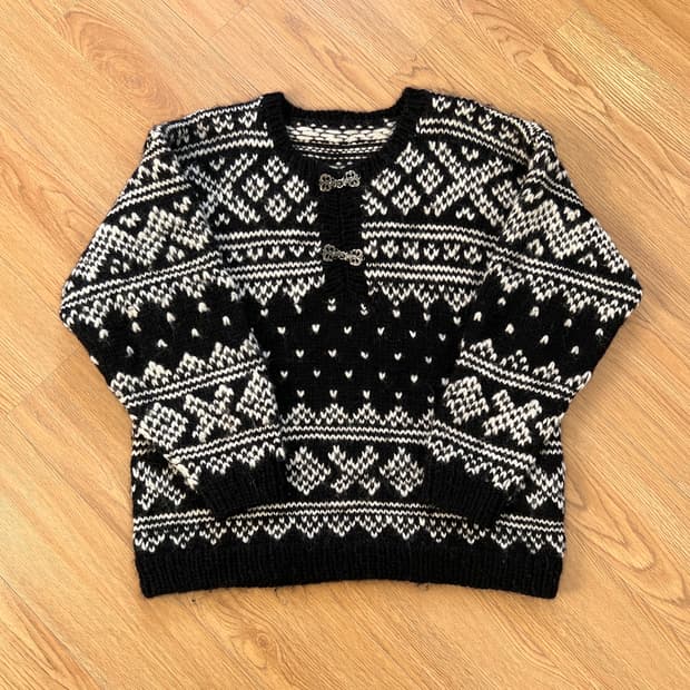 빈티지 노르딕 핸드메이드 울 스웨터