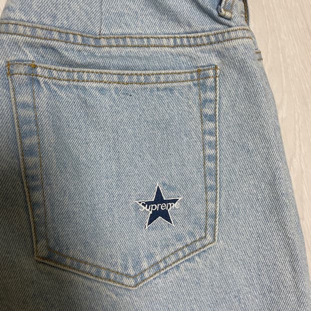 슈프림 레귤러진 star denim 23 FW