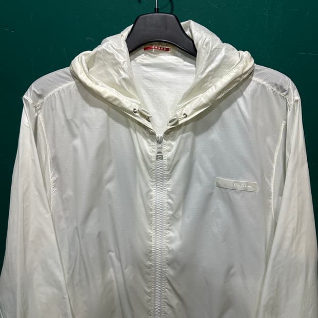 00s 프라다 후드바람막이 XXL