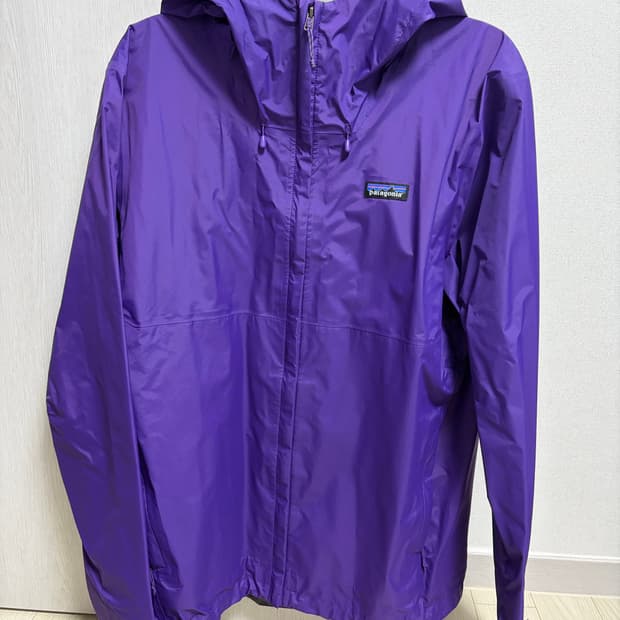 파타고니아 토렌쉘 L사이즈 판매합니다.