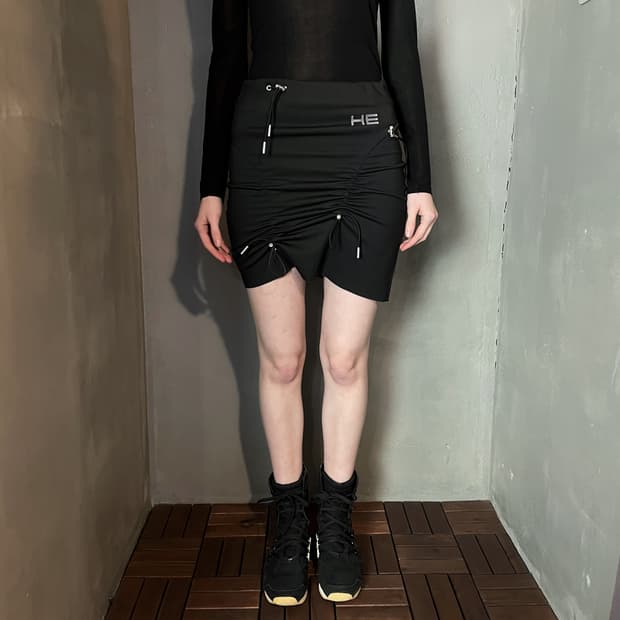 엘리엇 에밀 드로스트링 스커트