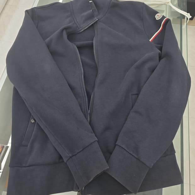 [L/정품] 몽클레어 집업