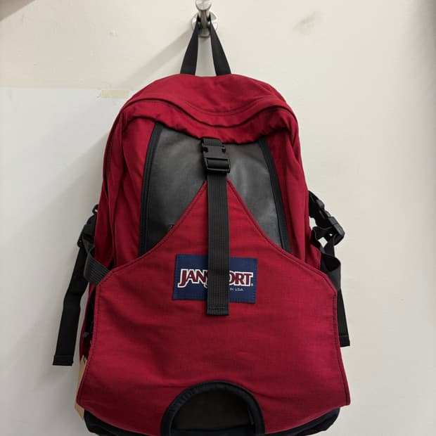 N211. Made in usa 잔스포츠 백팩