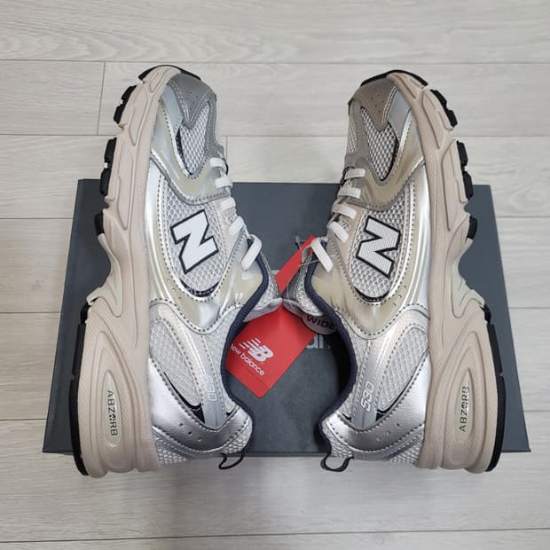 (240)뉴발란스 주니어  530 스틸 그레이[대전 직거래도 가능]