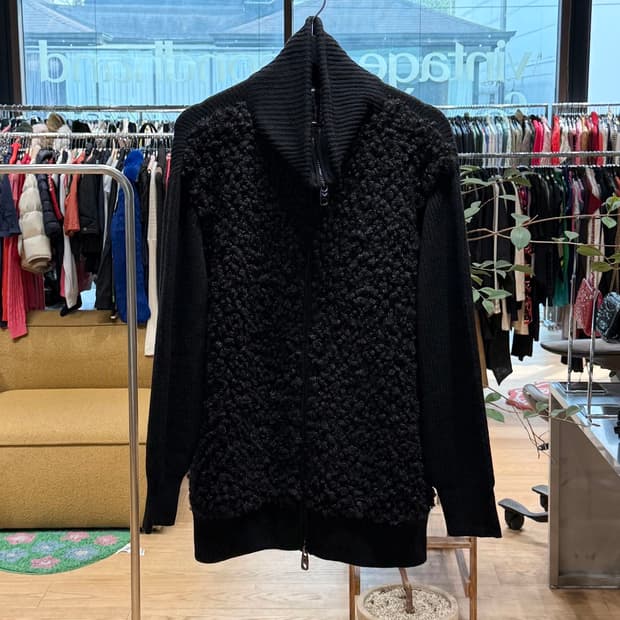 엠포리오 아르마니 블랙 울 니트 집업 