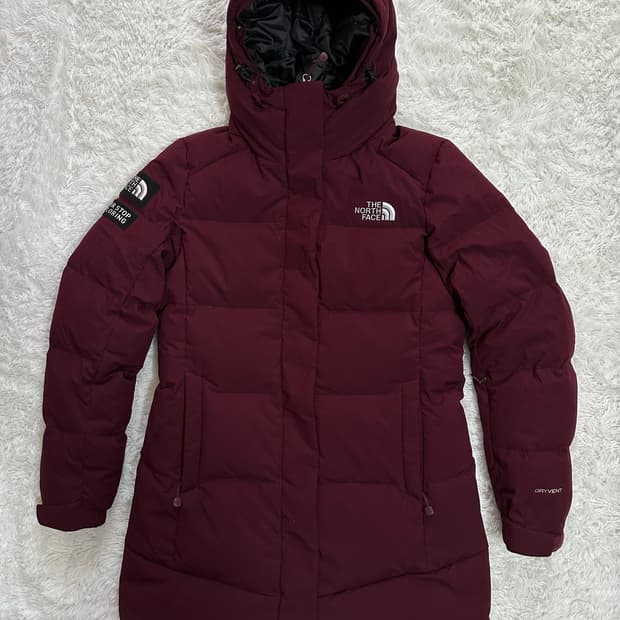 노스페이스 여성 패딩 M/90 버건디