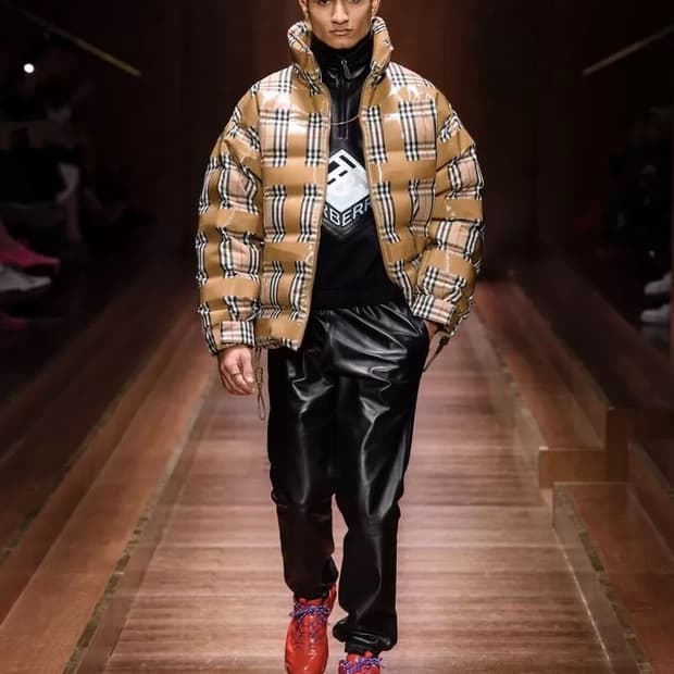 버버리 테잎 오버핏 패딩 (L)