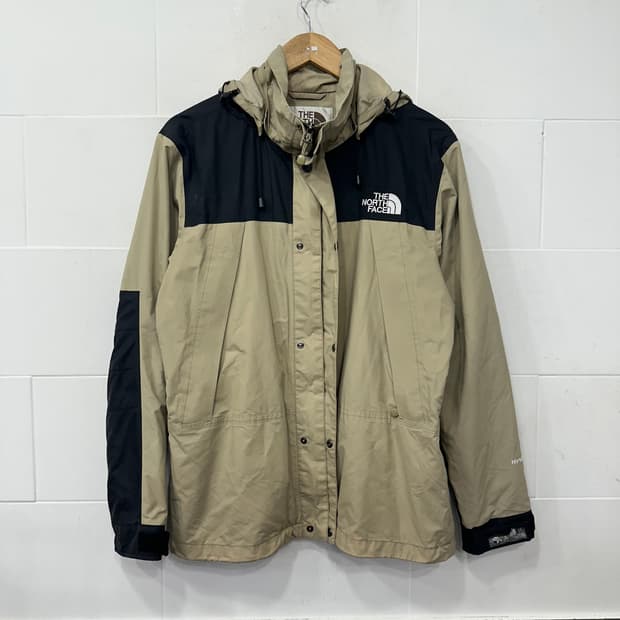 노스페이스 바람막이