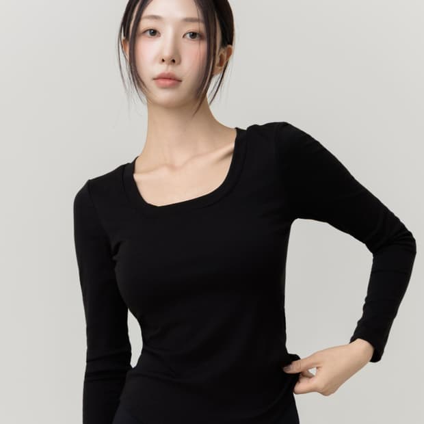 릿지서울 U넥 시그니처 라인 캡내장 긴팔티 블랙 히트텍