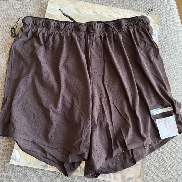 새티스파이 스페이스오 5인치쇼츠 L