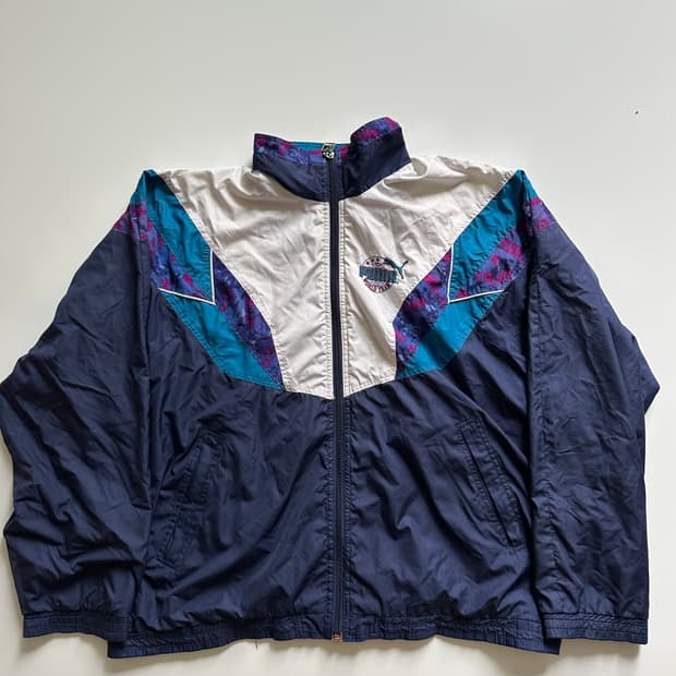푸마 올드스쿨 빈티지 바람막이 90‘s