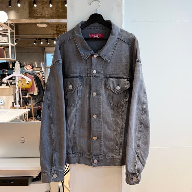 준야 와타나베 맨 x 리바이스 AD2024 그레이 데님 자켓 