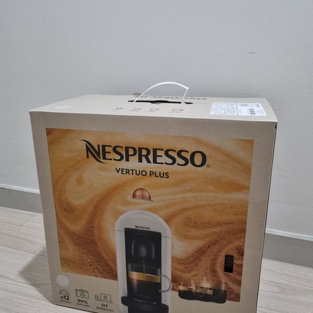 네스프레소 버츄오 플러스 새상품