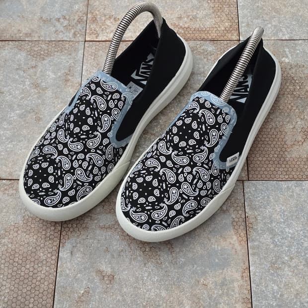 (265)반스 컴피쿠시 원 반다나 슬립온 