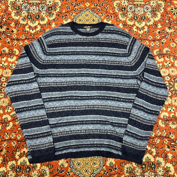 [XL] 에디바우어 패턴 니트 네이비