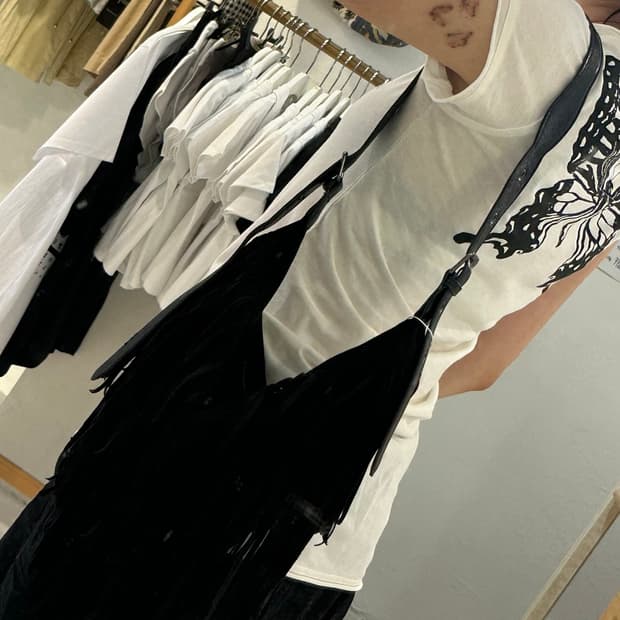 스웨이드 테슬 백