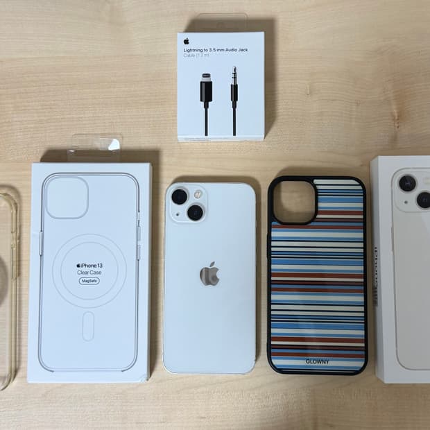 아이폰13 128GB 풀박스 + 글로니 케이스 + 정품 맥세이프 케이스