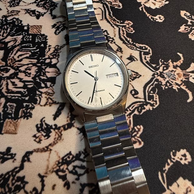 Seiko 빈티지 쿼츠 시계