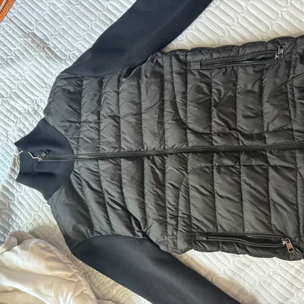 몽클레어 니트패딩 (상태좋음)
