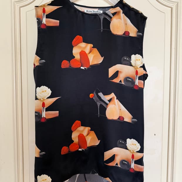 아크네 스튜디오 실크 민소매 블라우스