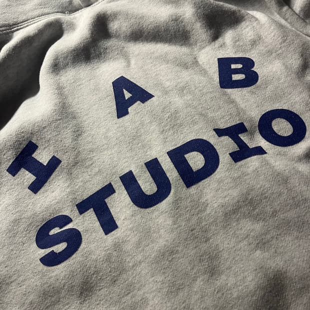 아이앱 스튜디오 후드티