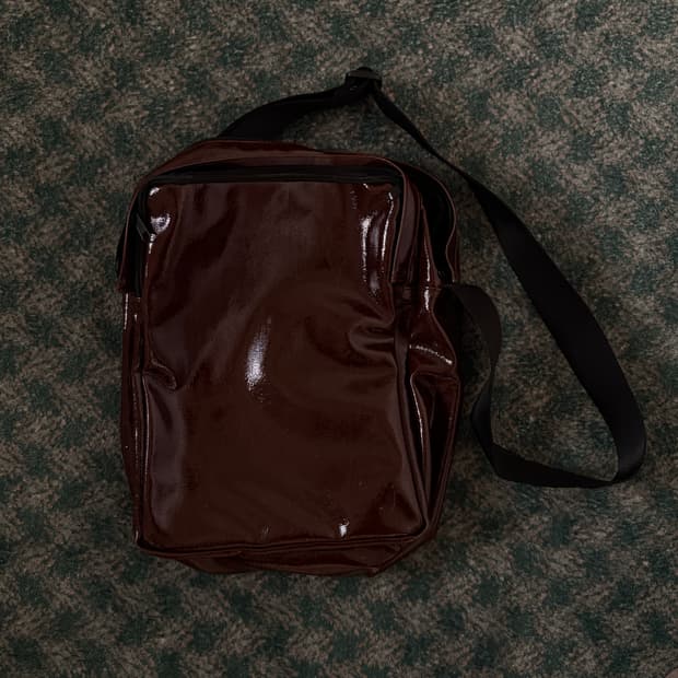 REGULAR 레귤라 에나벨 크로스백 