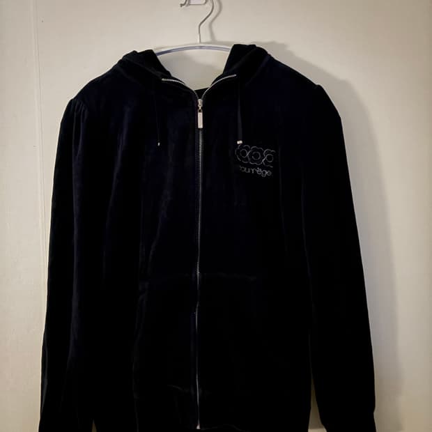 꾸레쥬 벨벳 후드집업