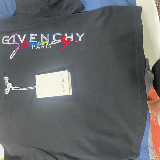 지방시(givenchy) 유아 반팔(새상품)