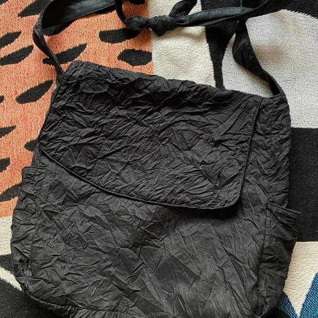 해칭룸 투페이스 리버시블 백팩